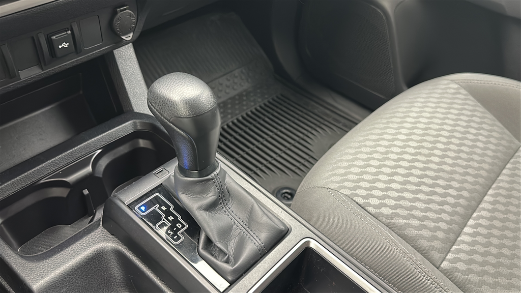 2023 Toyota Tacoma SR V6