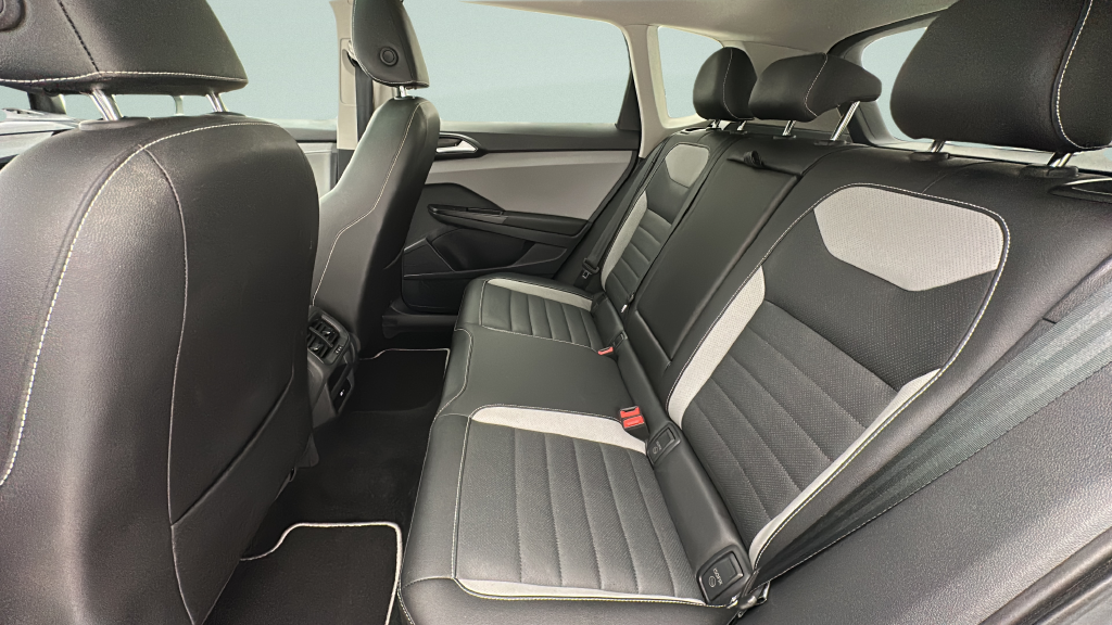 2023 Volkswagen Taos 1.5T SEL