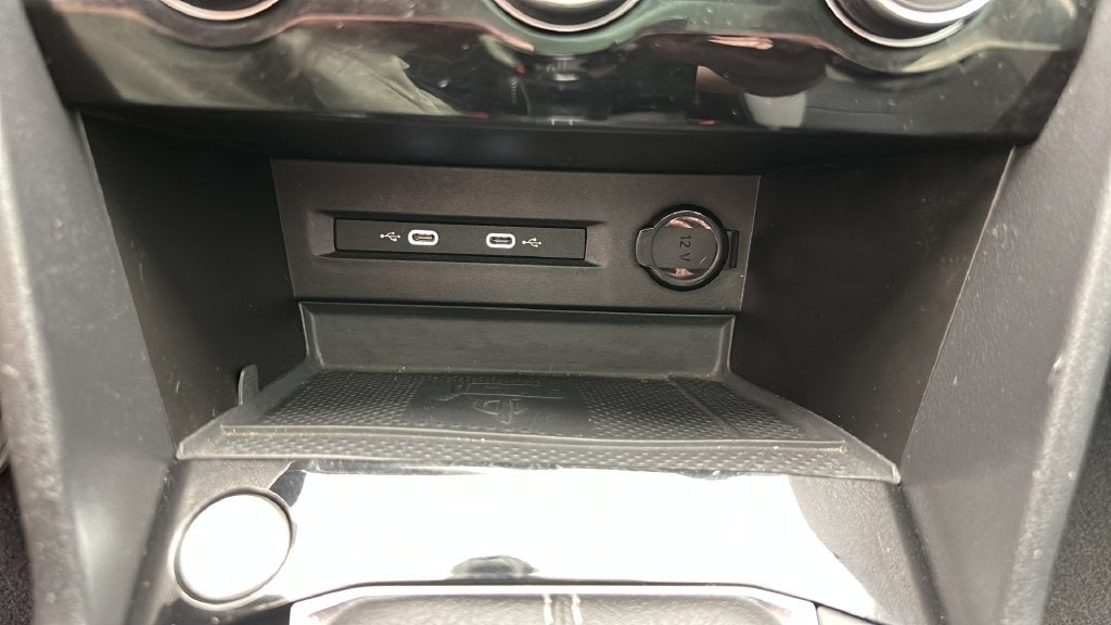 2023 Volkswagen Taos 1.5T SEL