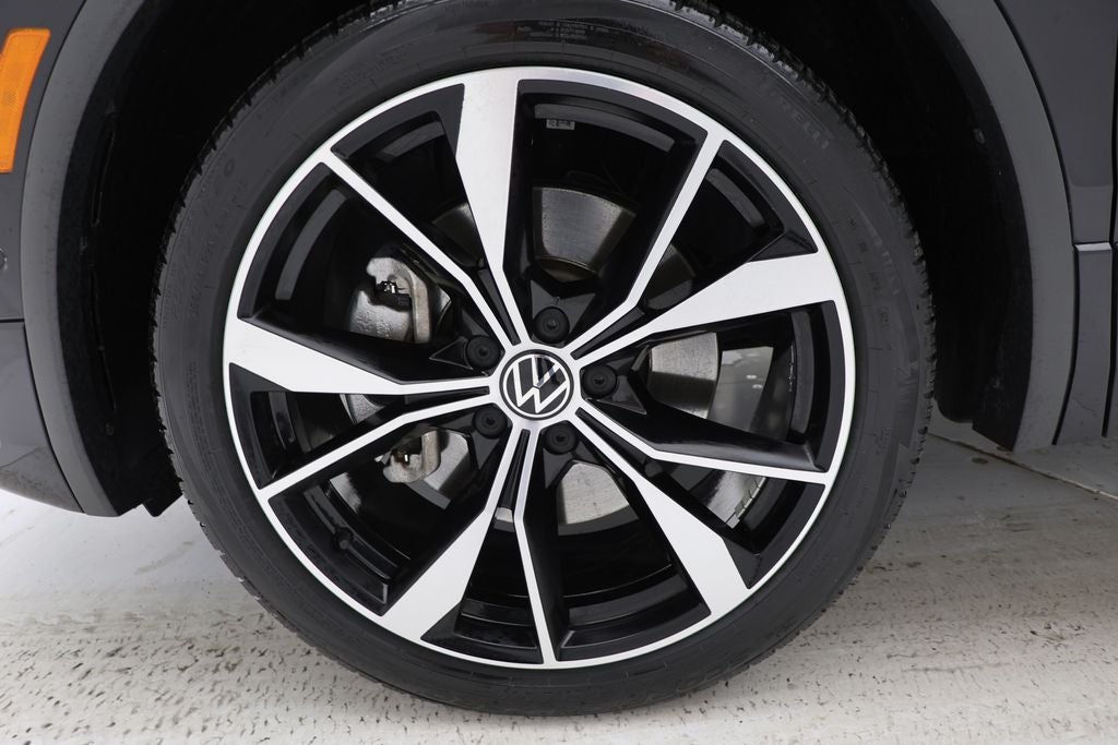 2022 Volkswagen Tiguan 2.0T SEL R-Line