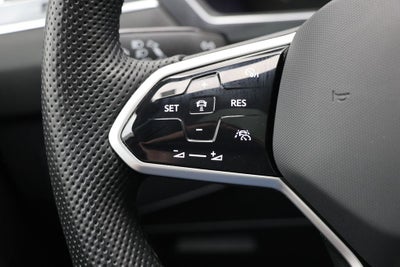 2022 Volkswagen Tiguan 2.0T SEL R-Line