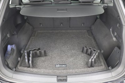 2022 Volkswagen Tiguan 2.0T SEL R-Line