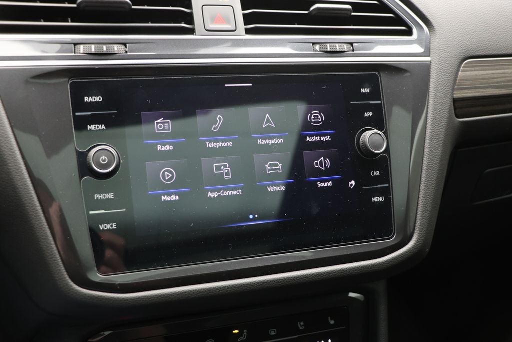 2023 Volkswagen Tiguan 2.0T SEL R-Line