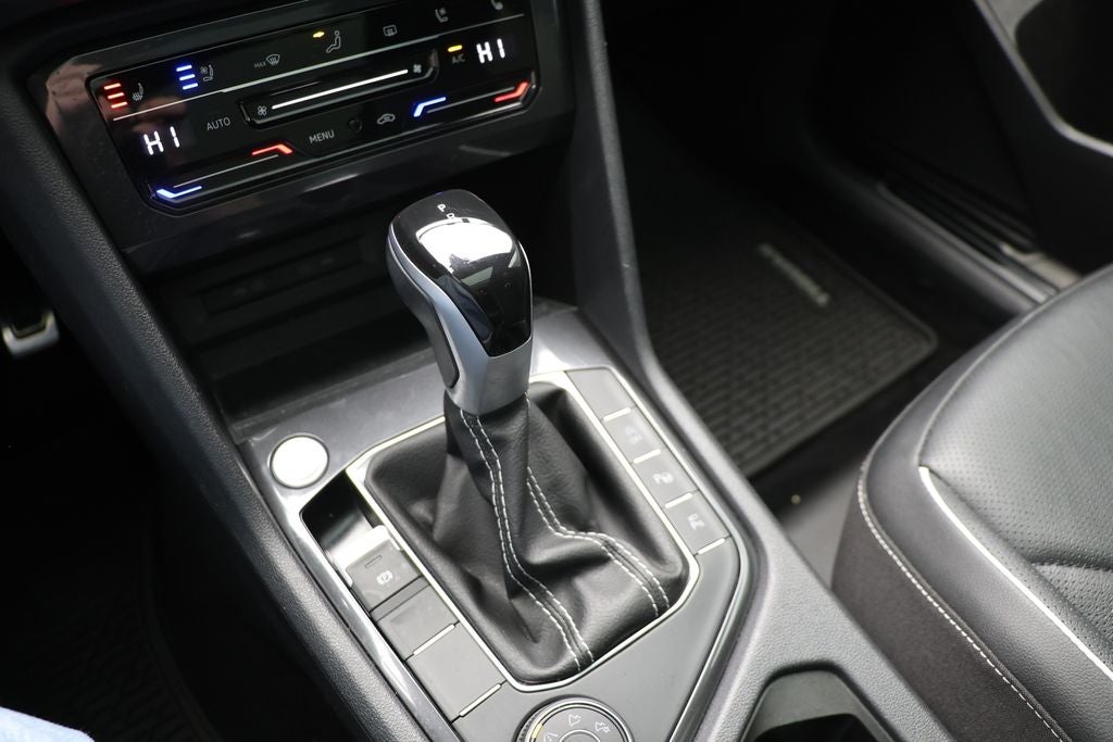 2023 Volkswagen Tiguan 2.0T SEL R-Line