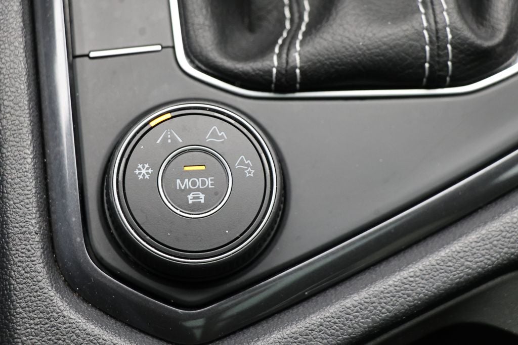 2023 Volkswagen Tiguan 2.0T SEL R-Line