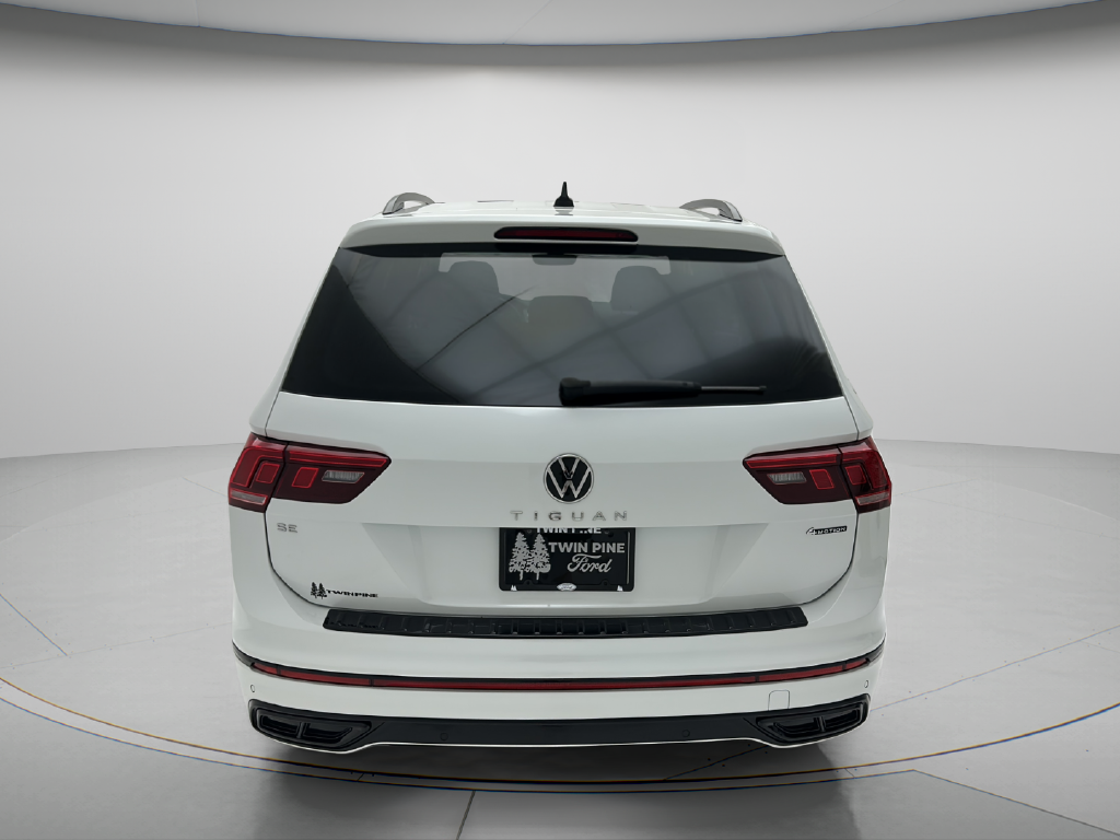 2024 Volkswagen Tiguan 2.0T SE R-Line Black