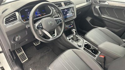 2024 Volkswagen Tiguan 2.0T SE R-Line Black