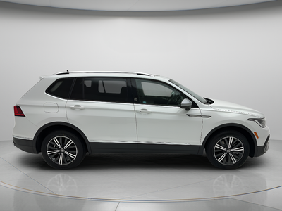 2024 Volkswagen Tiguan 2.0T Wolfsburg Edition