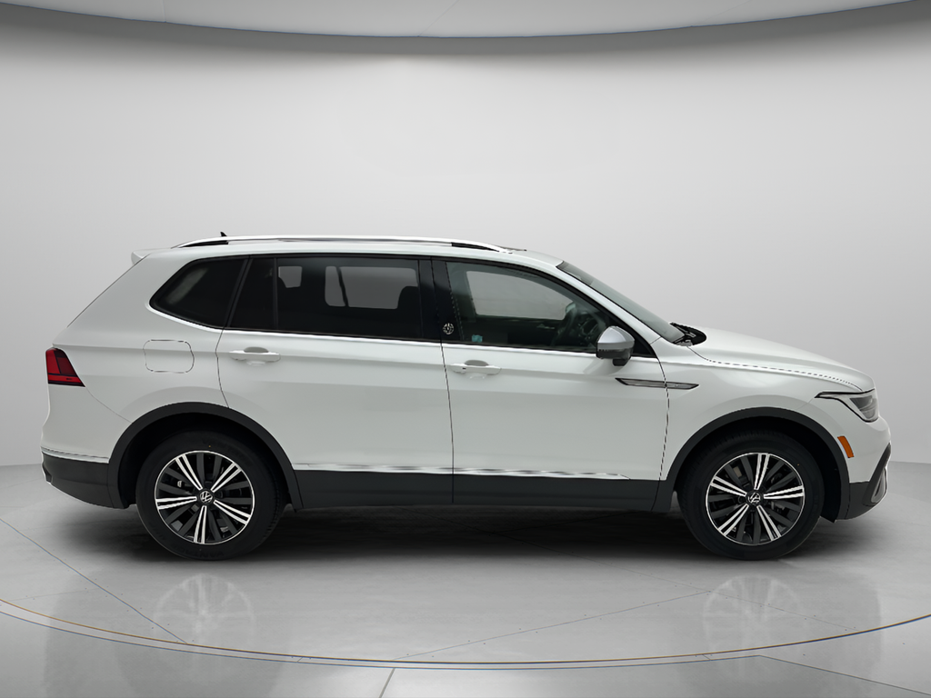 2024 Volkswagen Tiguan 2.0T Wolfsburg Edition