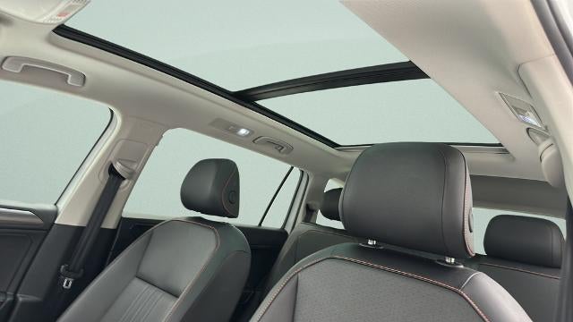 2024 Volkswagen Tiguan 2.0T Wolfsburg Edition