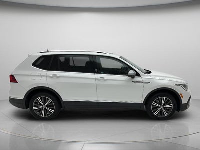 2024 Volkswagen Tiguan 2.0T Wolfsburg Edition