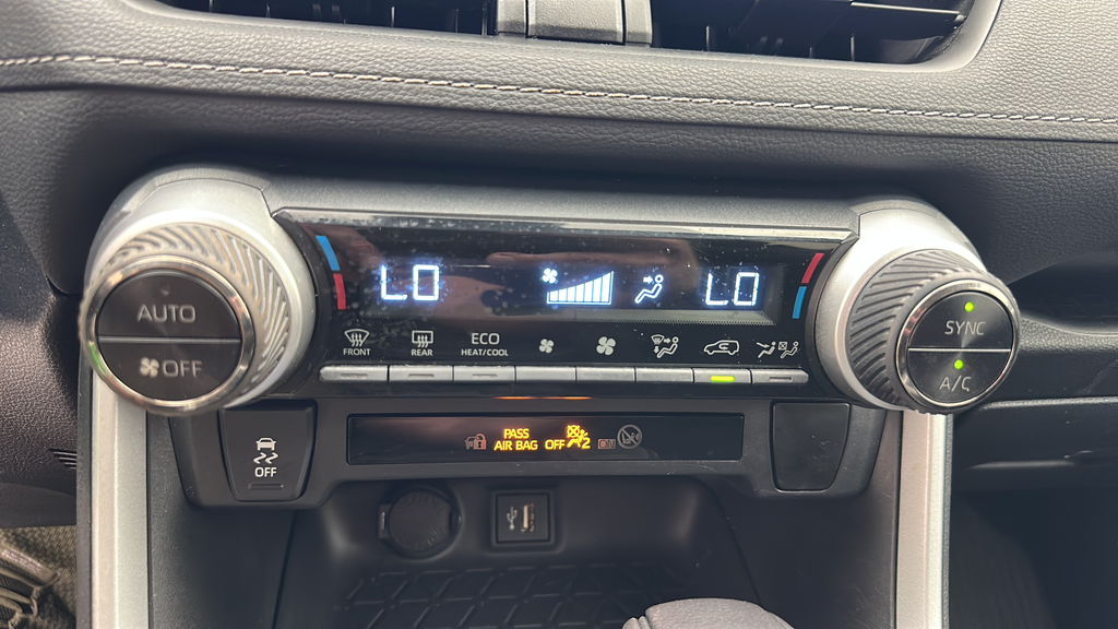 2023 Toyota RAV4 Hybrid LE