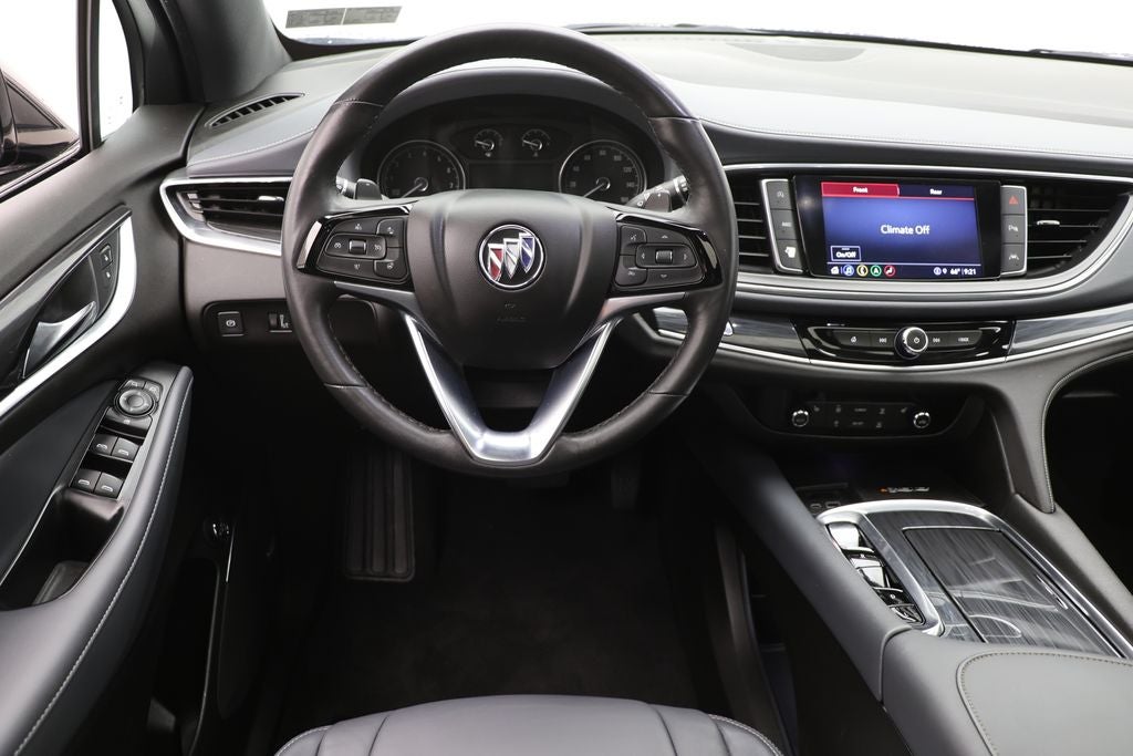 2022 Buick Enclave Essence