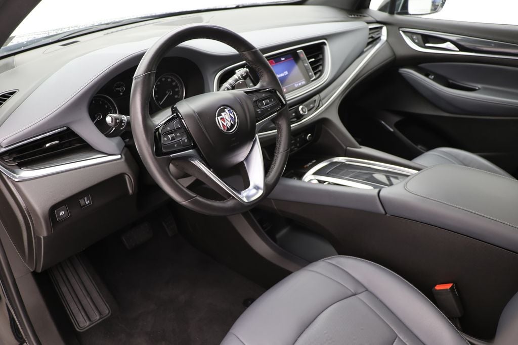 2022 Buick Enclave Essence