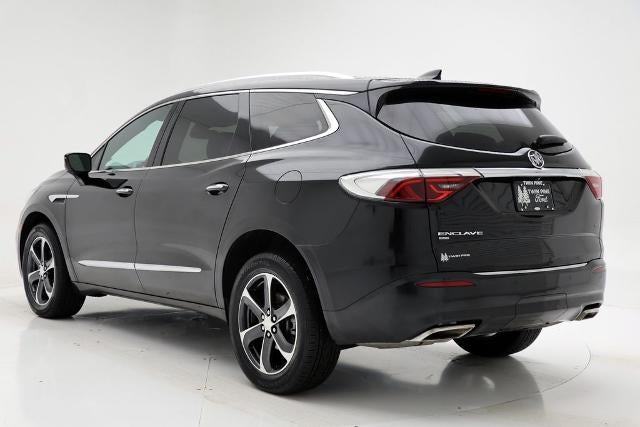 2022 Buick Enclave Essence