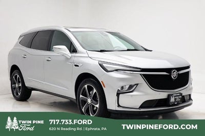 2022 Buick Enclave Essence