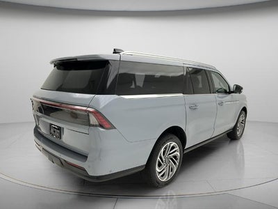 2025 Lincoln Navigator L Reserve