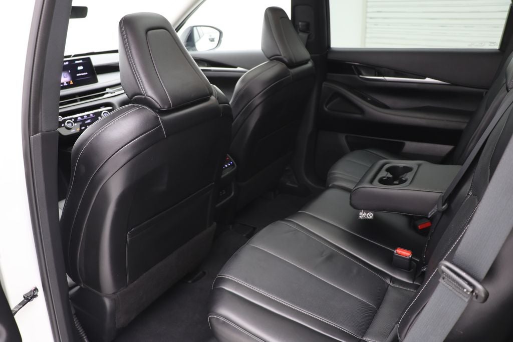 2025 INFINITI QX60 PURE