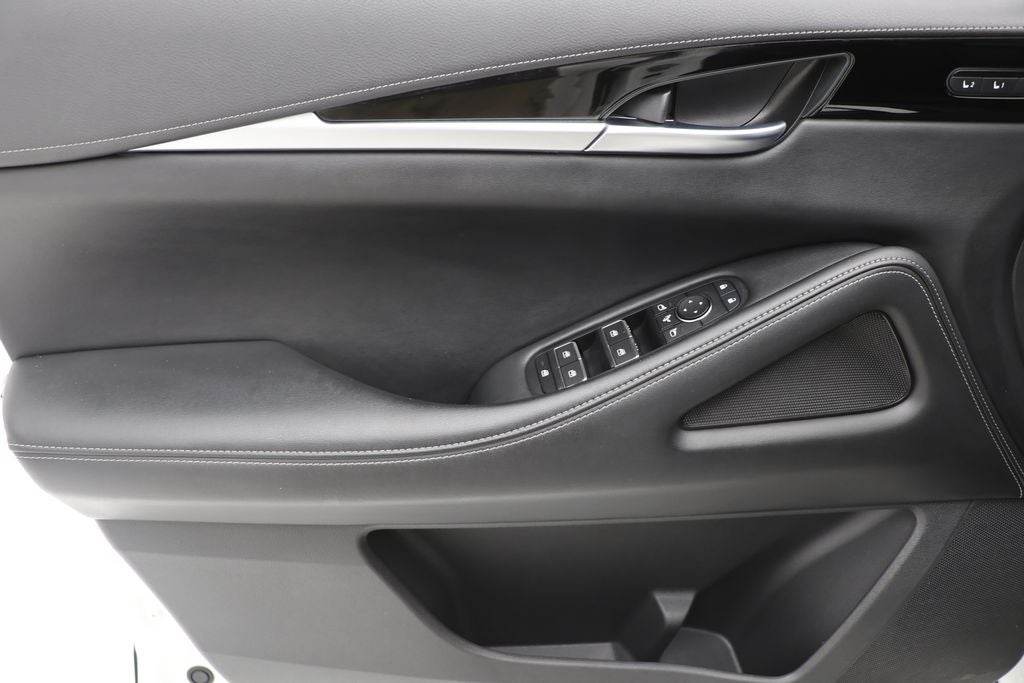 2025 INFINITI QX60 PURE