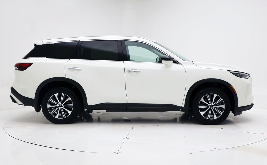 2025 INFINITI QX60 PURE