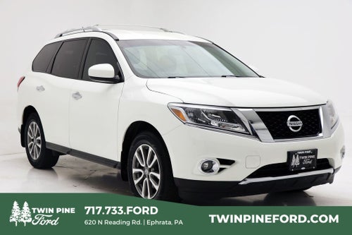 2016 Nissan Pathfinder SV
