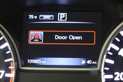 2016 Nissan Pathfinder SV