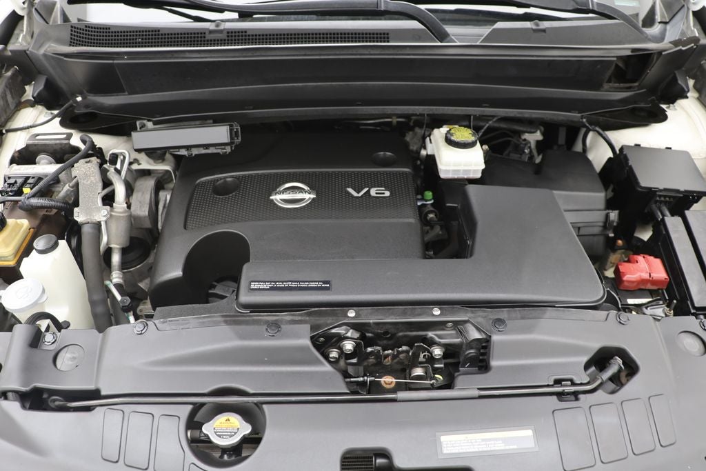 2016 Nissan Pathfinder SV