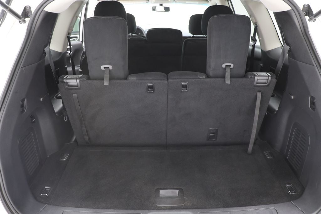 2016 Nissan Pathfinder SV