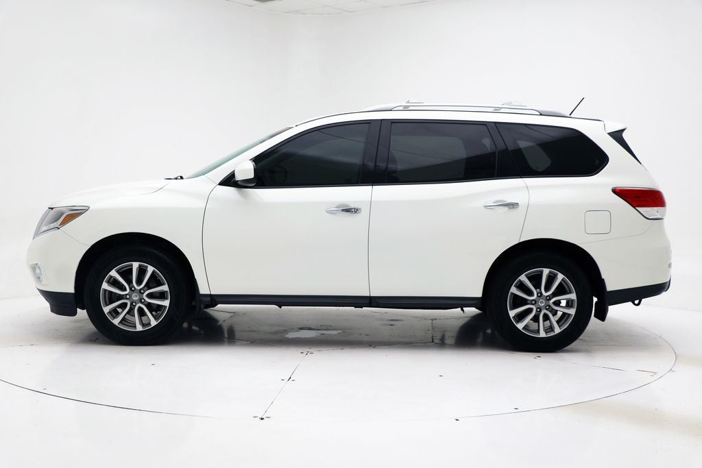 2016 Nissan Pathfinder SV