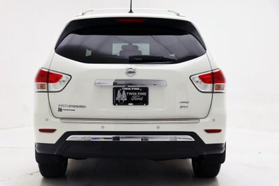 2016 Nissan Pathfinder SV