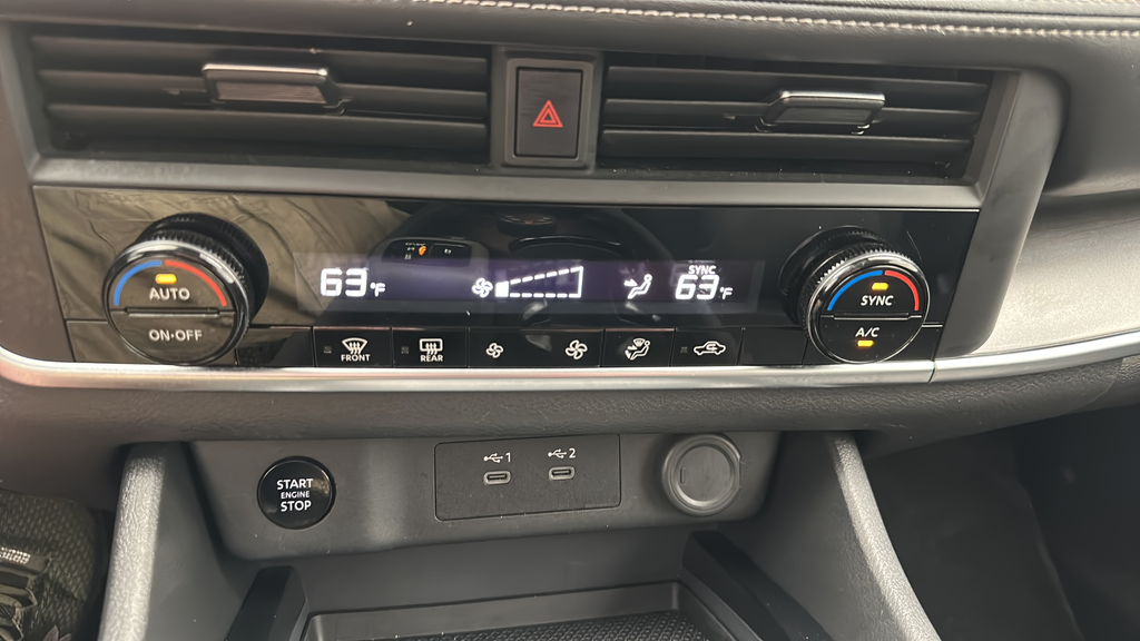 2025 Nissan Rogue SV