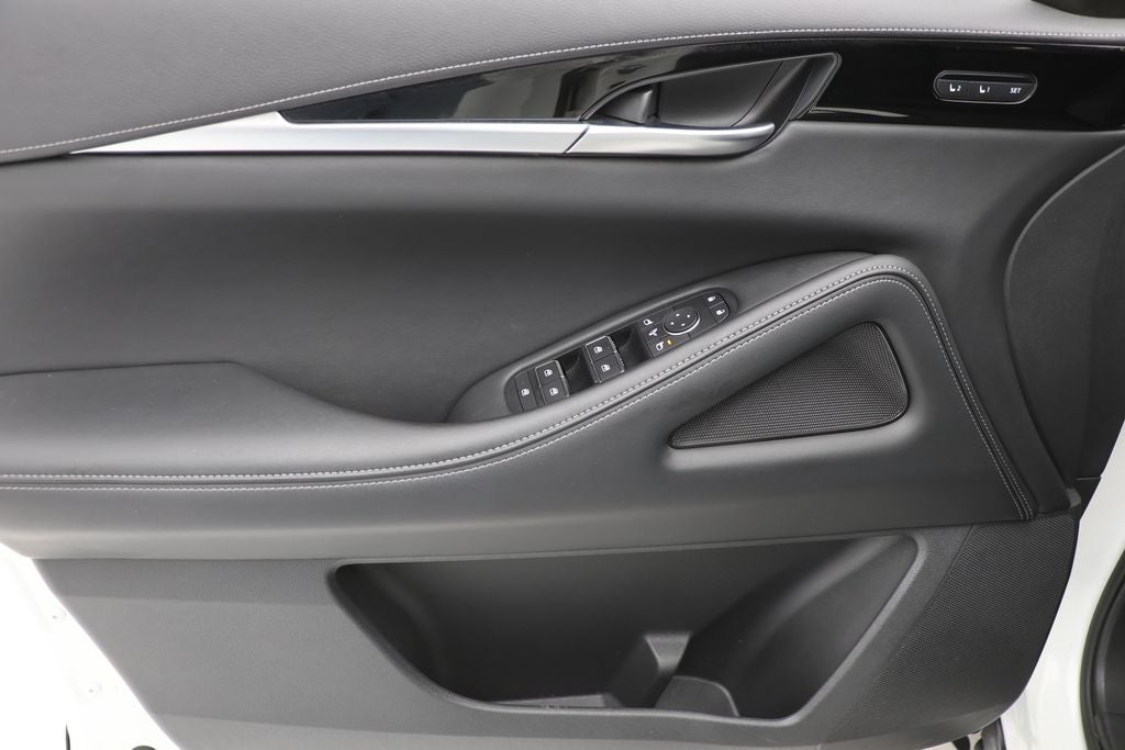 2023 INFINITI QX60 PURE