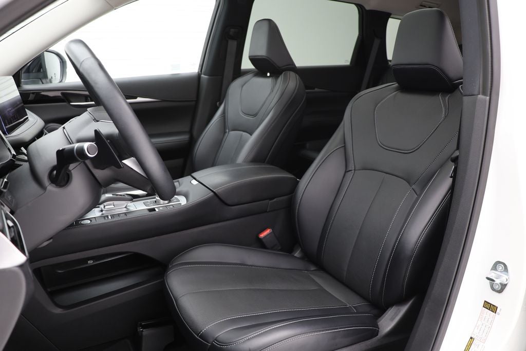 2023 INFINITI QX60 PURE