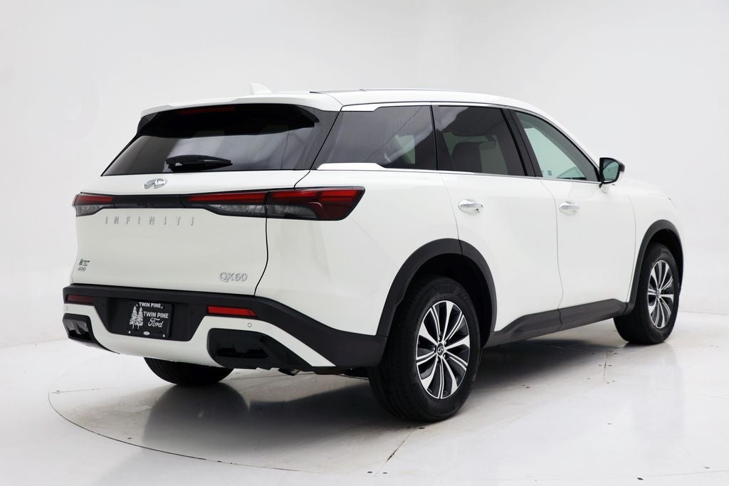 2023 INFINITI QX60 PURE
