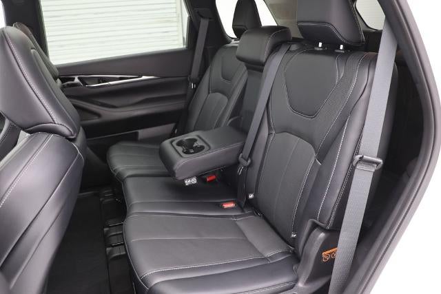 2023 INFINITI QX60 PURE