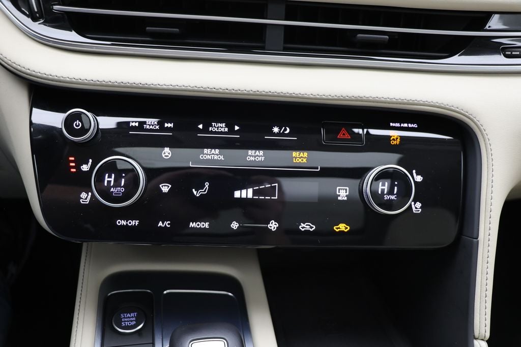 2023 INFINITI QX60 LUXE