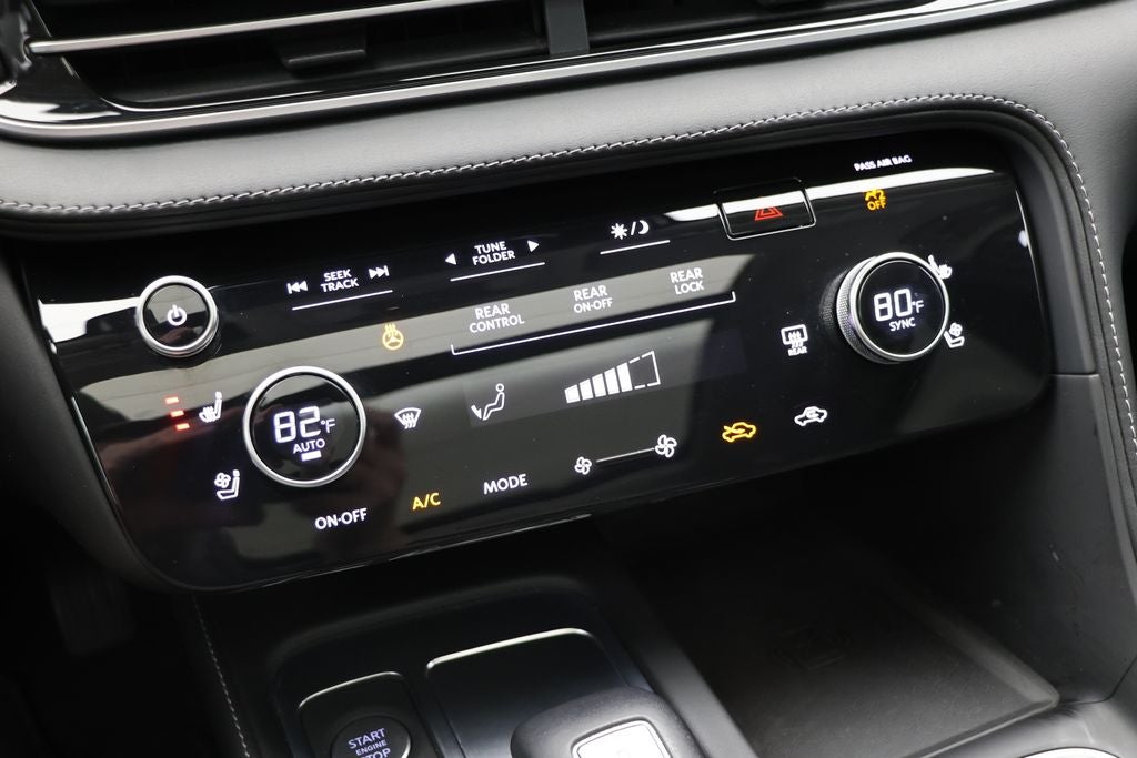 2023 INFINITI QX60 LUXE