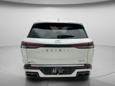 2023 INFINITI QX60 LUXE