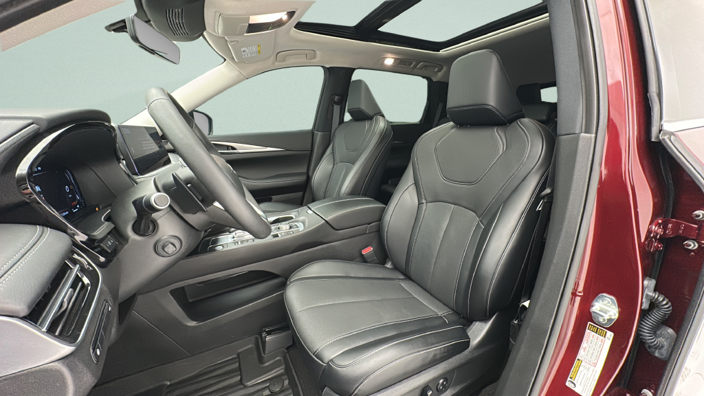 2024 INFINITI QX60 LUXE