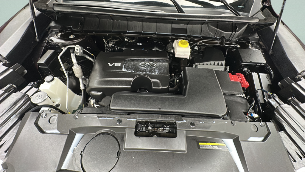 2024 INFINITI QX60 LUXE