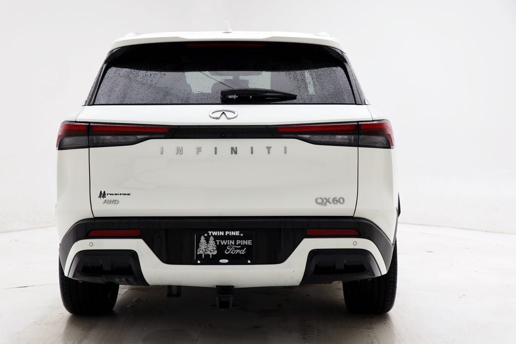 2024 INFINITI QX60 LUXE
