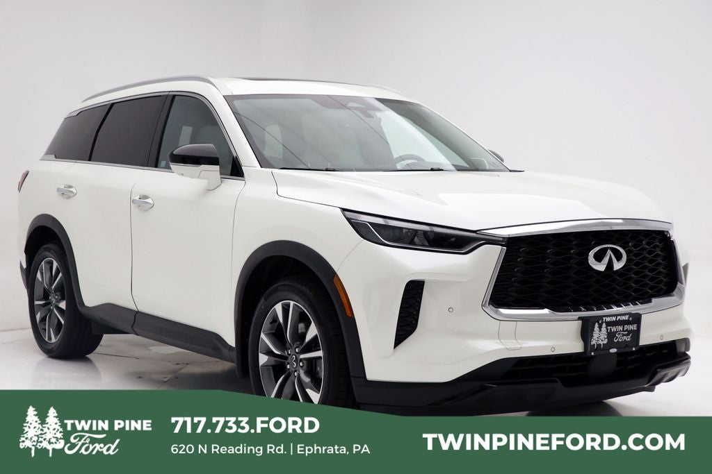 2023 INFINITI QX60 LUXE