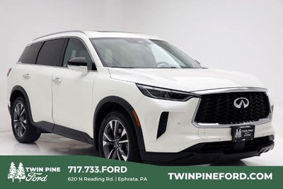 2023 INFINITI QX60 LUXE