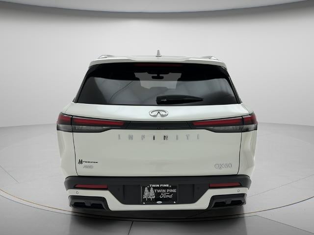 2024 INFINITI QX60 LUXE