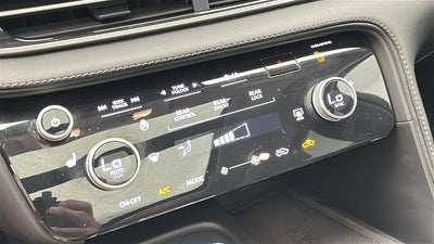 2024 INFINITI QX60 LUXE
