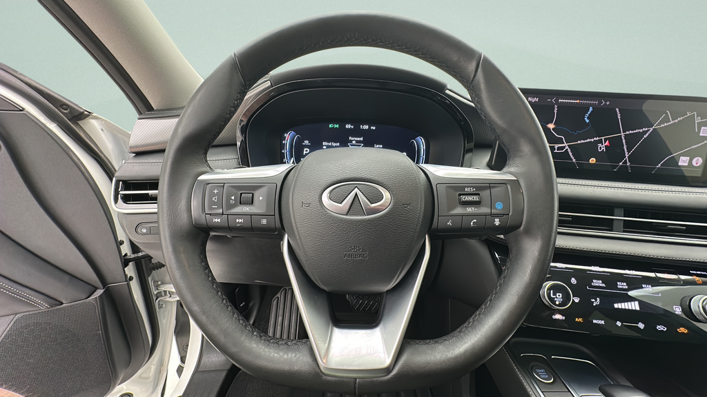 2024 INFINITI QX60 LUXE