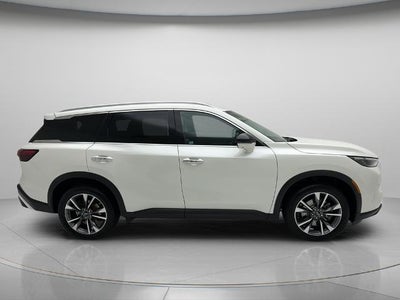 2024 INFINITI QX60 LUXE