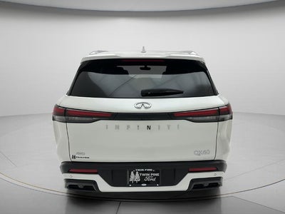 2024 INFINITI QX60 LUXE