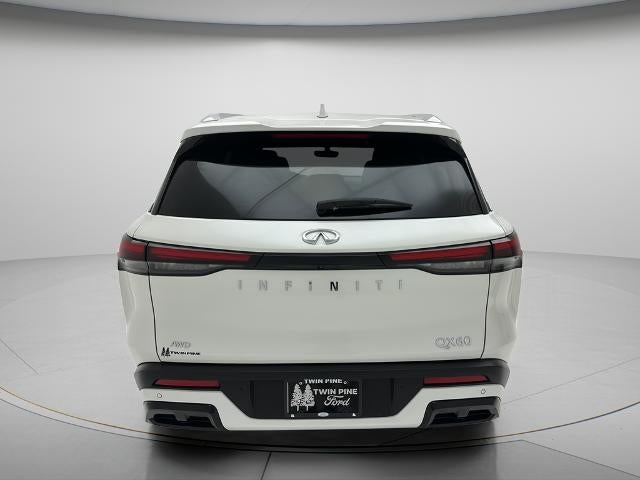 2024 INFINITI QX60 LUXE