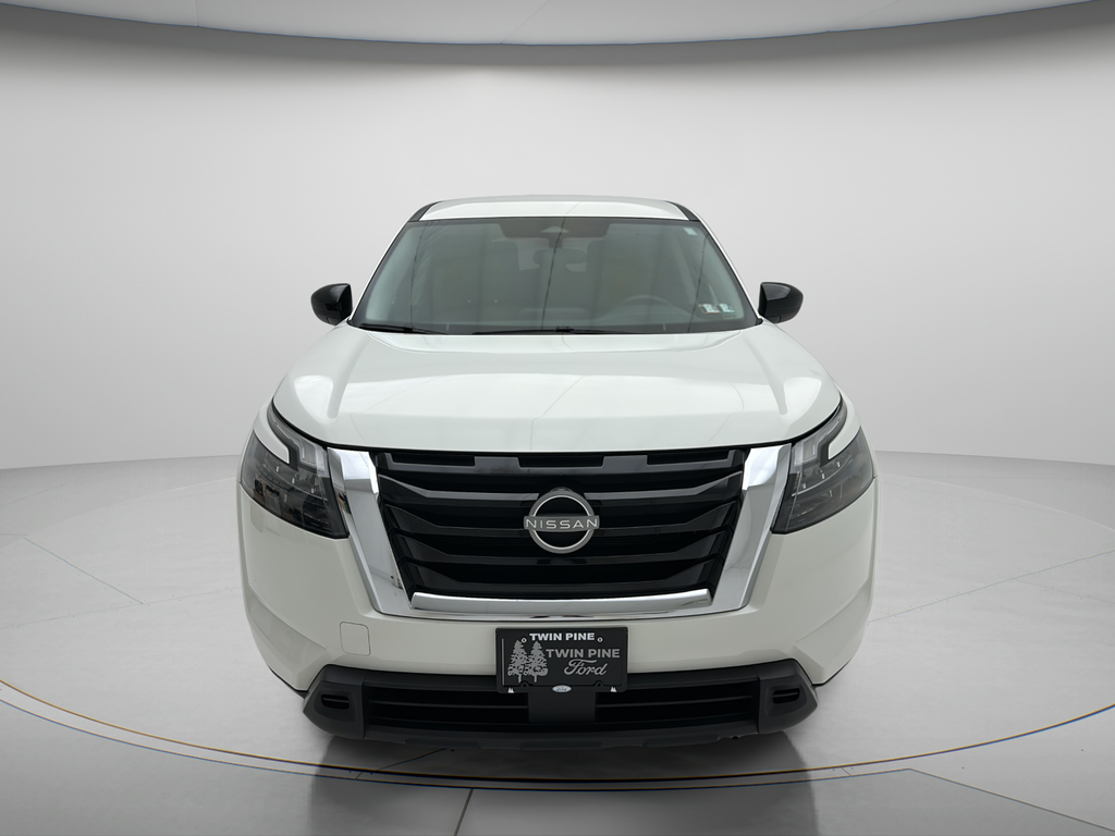 2024 Nissan Pathfinder S